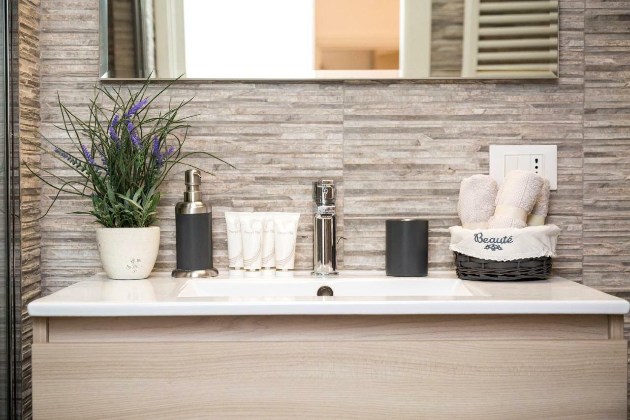 Boutique Domus Trastevere Bertani Roma Ngoại thất bức ảnh